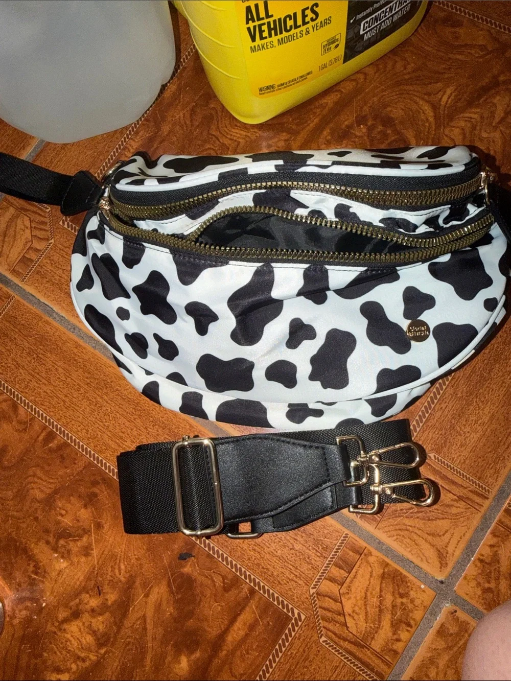 Black & White Cow Print Crossbody Shoulder Bag_7